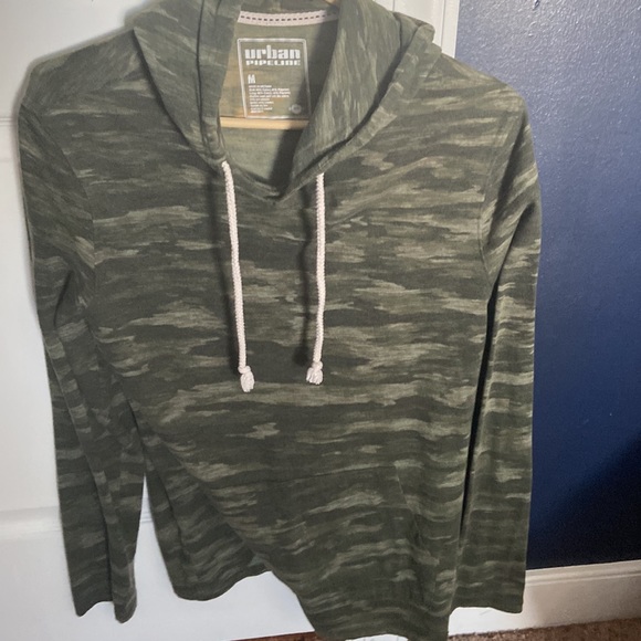 Urban Pipeline camo thin hoodie - Picture 3 of 4